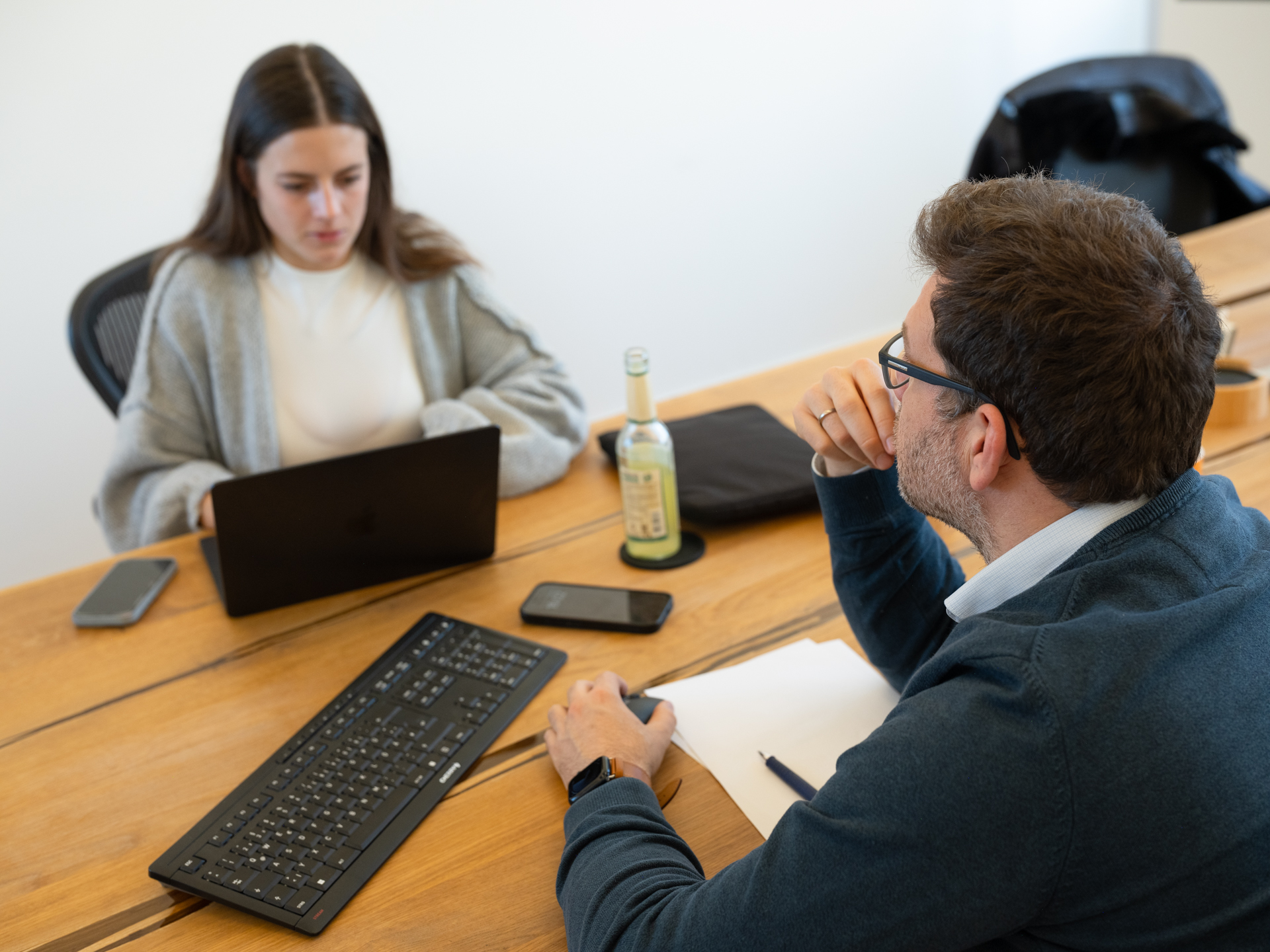 Performance Marketing Dashboard Analyse