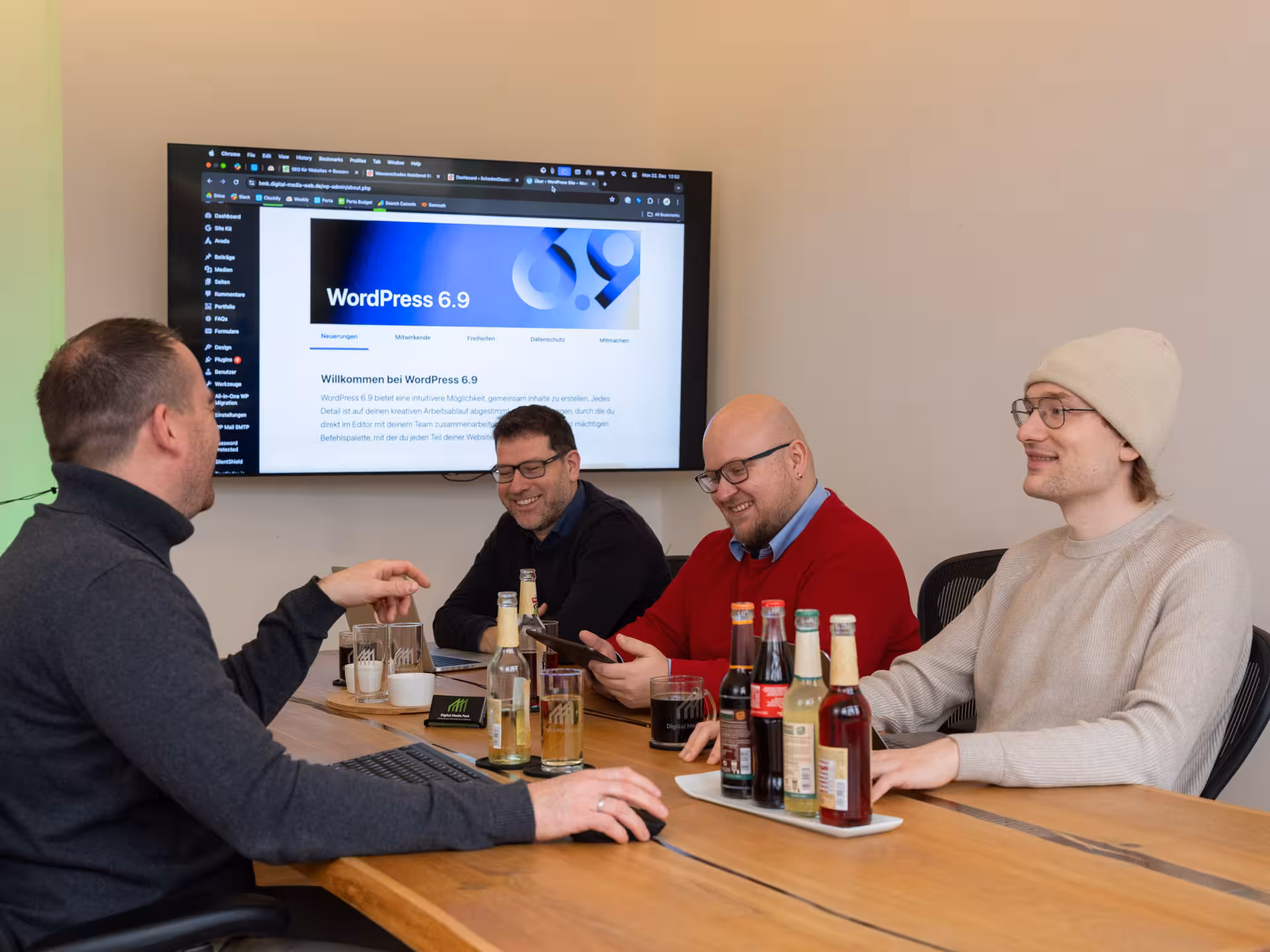 Team sichert eine bestehende Website nach Agenturwechsel ab